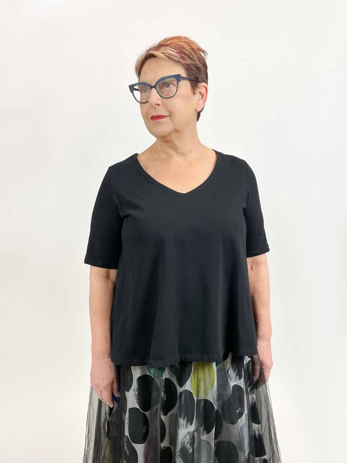 Basic V-Neck Trapeze Top, Black