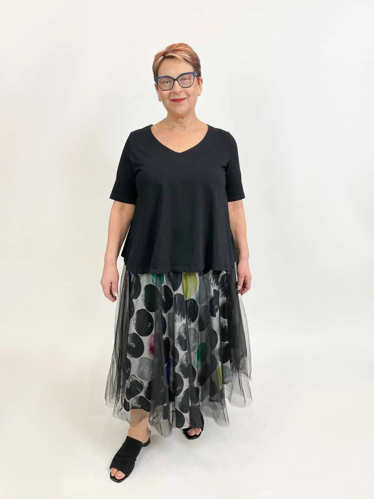 Basic V-Neck Trapeze Top, Black