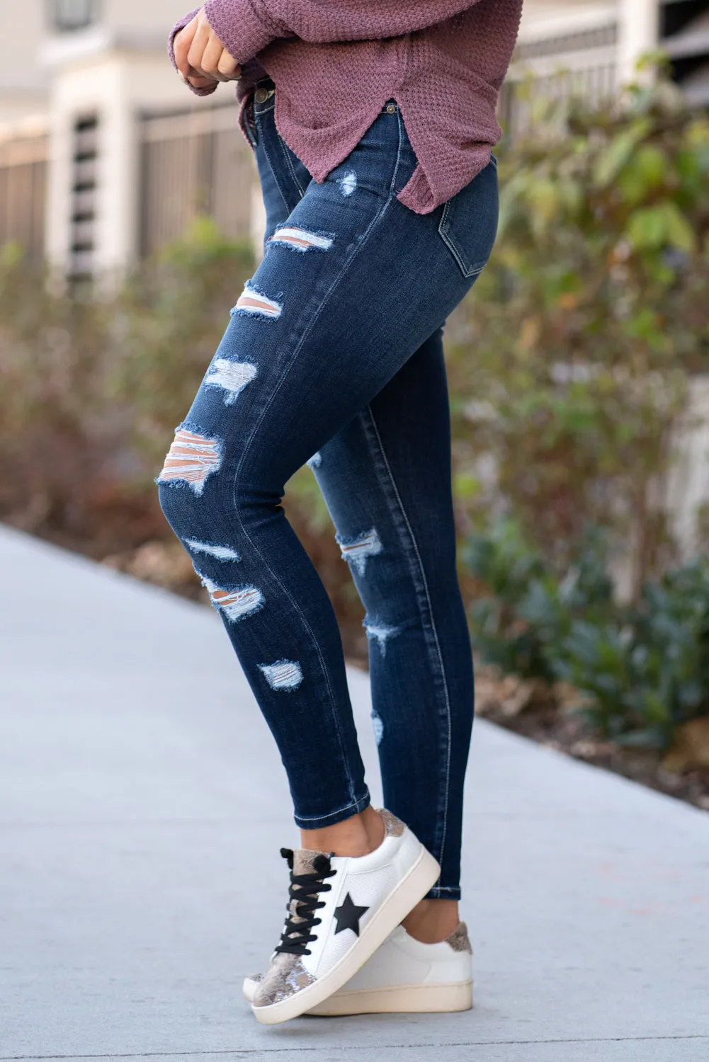 Curvy Fit Super Ripped Skinny