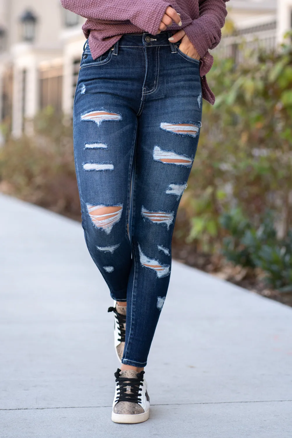 Curvy Fit Super Ripped Skinny