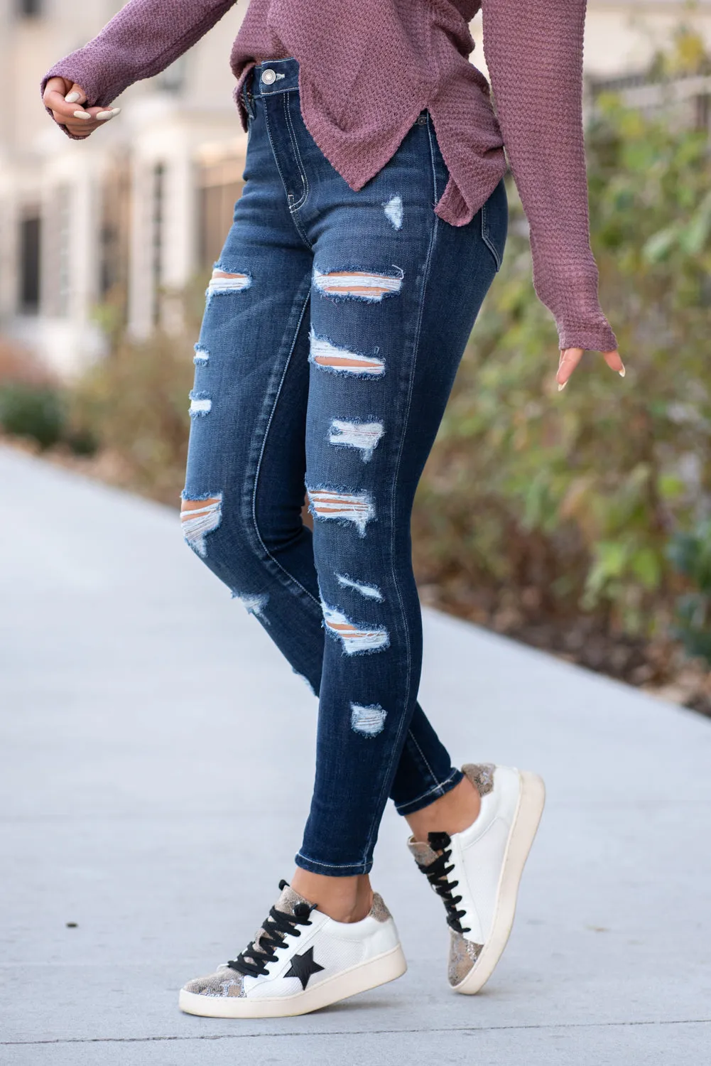 Curvy Fit Super Ripped Skinny
