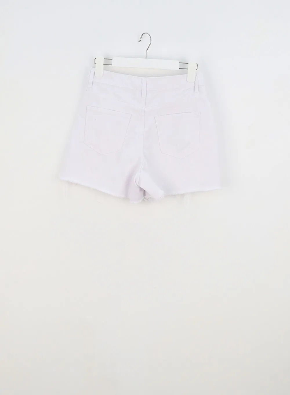 Mid-Rise Ripped Shorts BY303