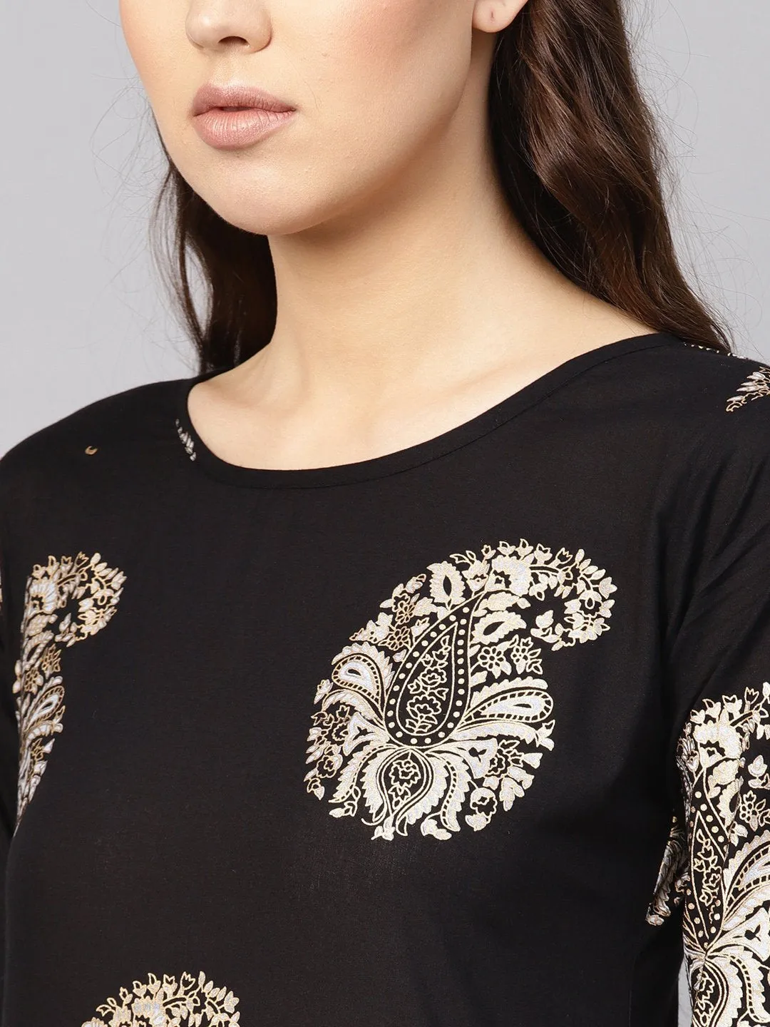 Women Black & Golden Printed Kurta With Skirt